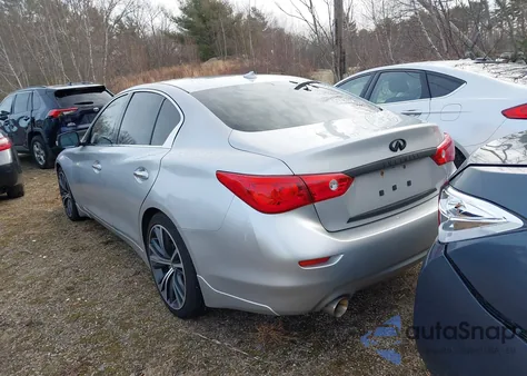 2015 Infiniti Q50 Premium z USA, uszkodzony, nr VIN JN1BV7AR1FM396251